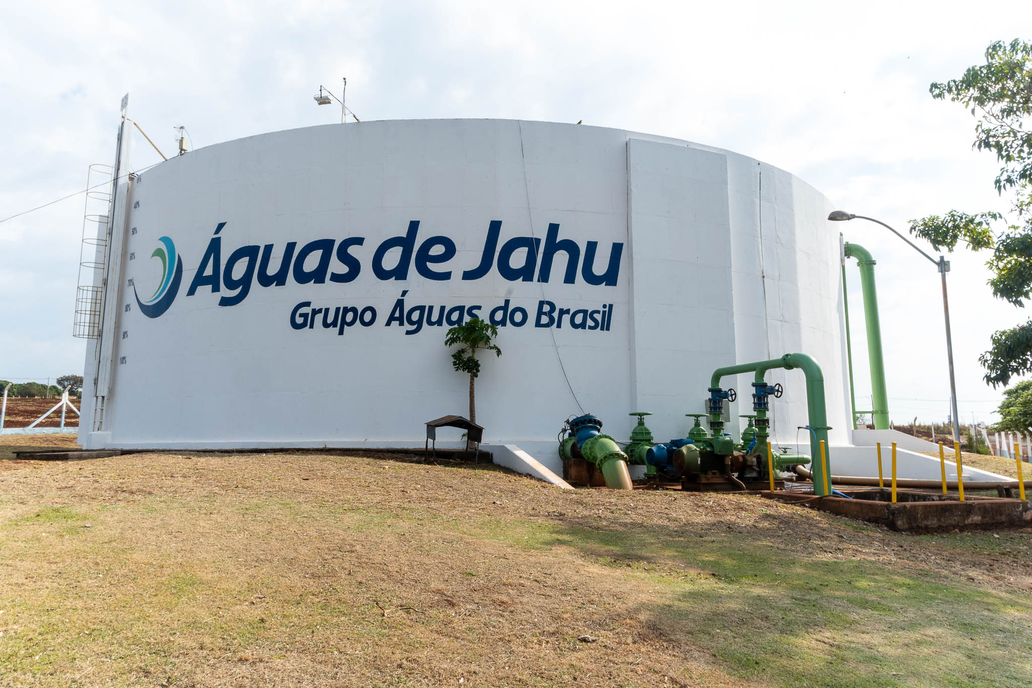 Águas de Jahu inicia dedetização preventiva da rede de esgoto em diferentes regiões da cidade