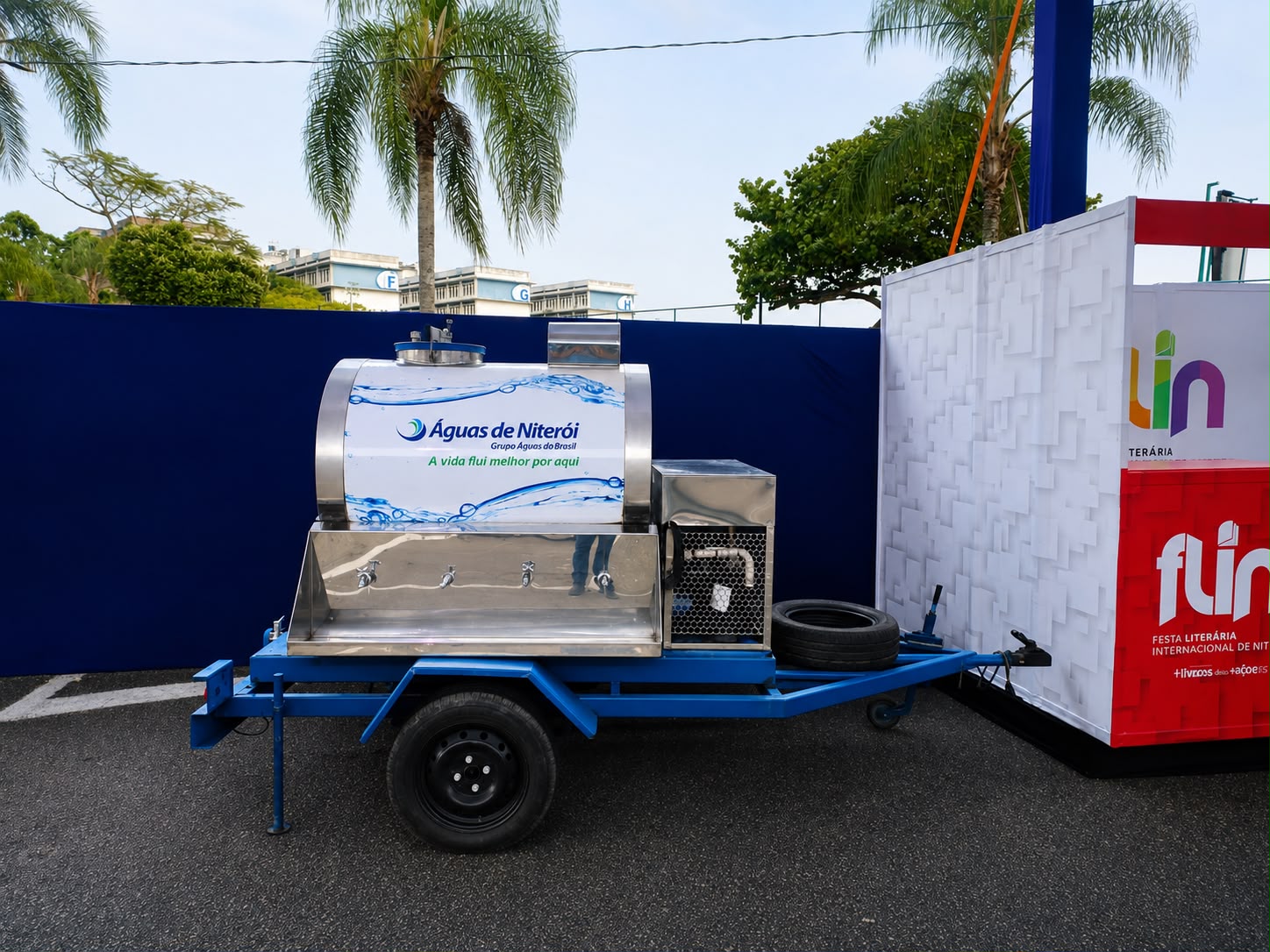 Águas de Niterói disponibiliza pontos de hidratação para os participantes da FLIN
