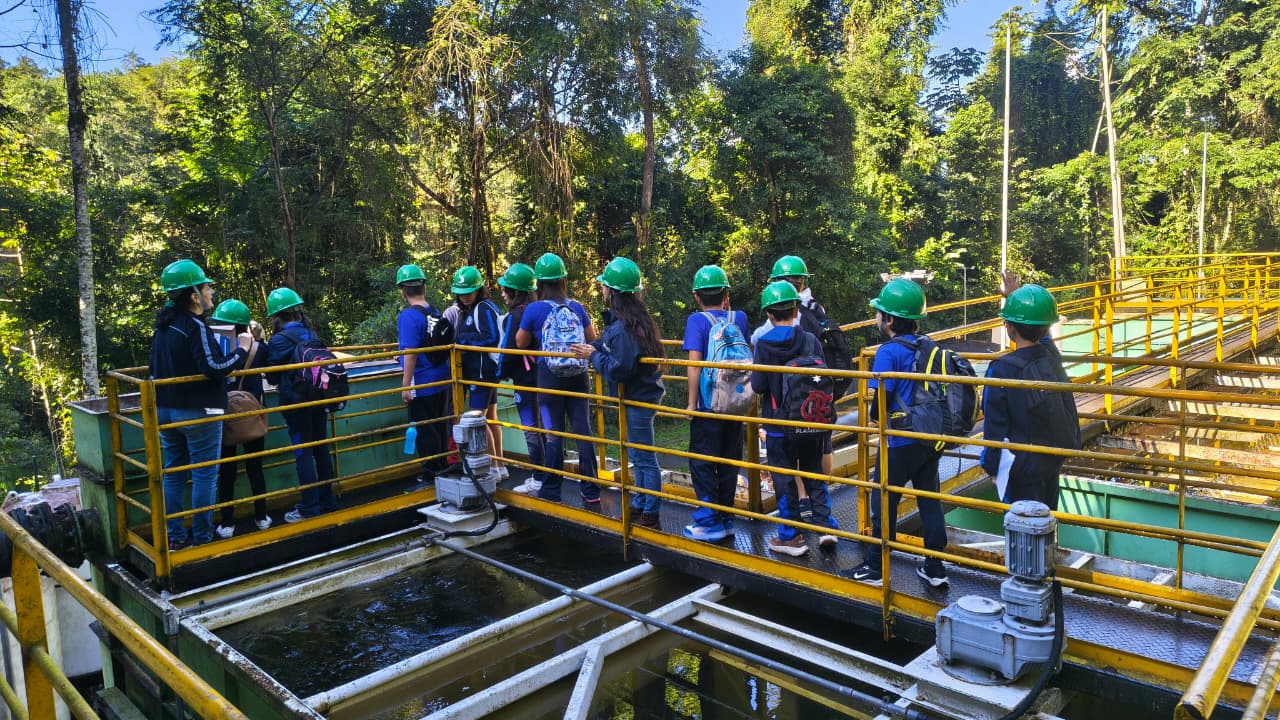 Águas de Paraty fortalece educação ambiental e recebe mais de 80 visitantes na ETA Pedra Branca no primeiro semestre de 2026